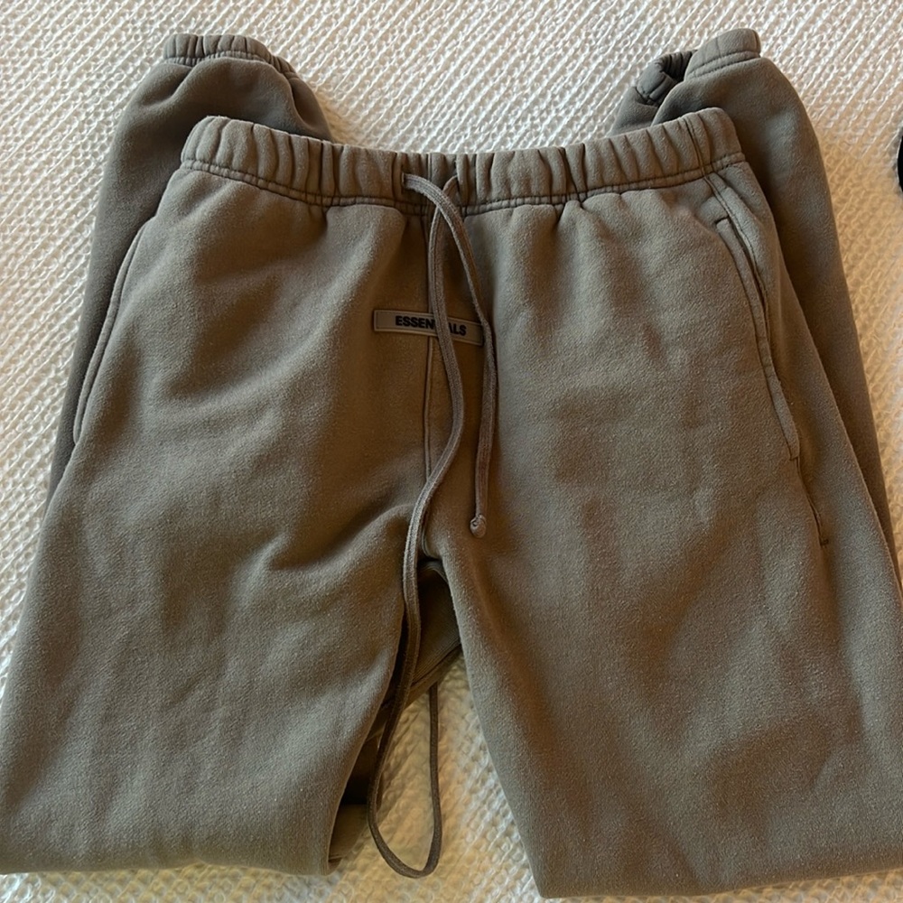 Essentials Sweatpants